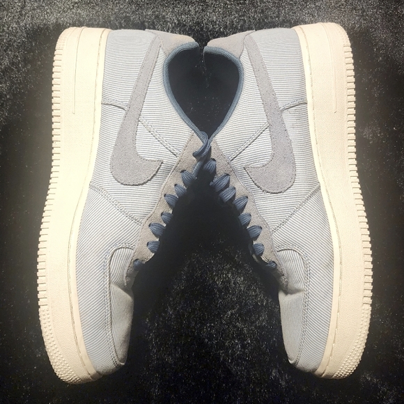 Nike - Picture 6 of 11